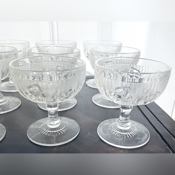Jeanette Iris and Herringbone Depression Glass set of 12 Sherbet Glasses Vtg - Picture 6 of 7